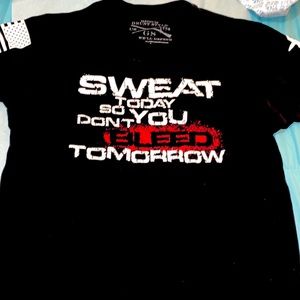 Grunt Style Black T-shirt . Size M